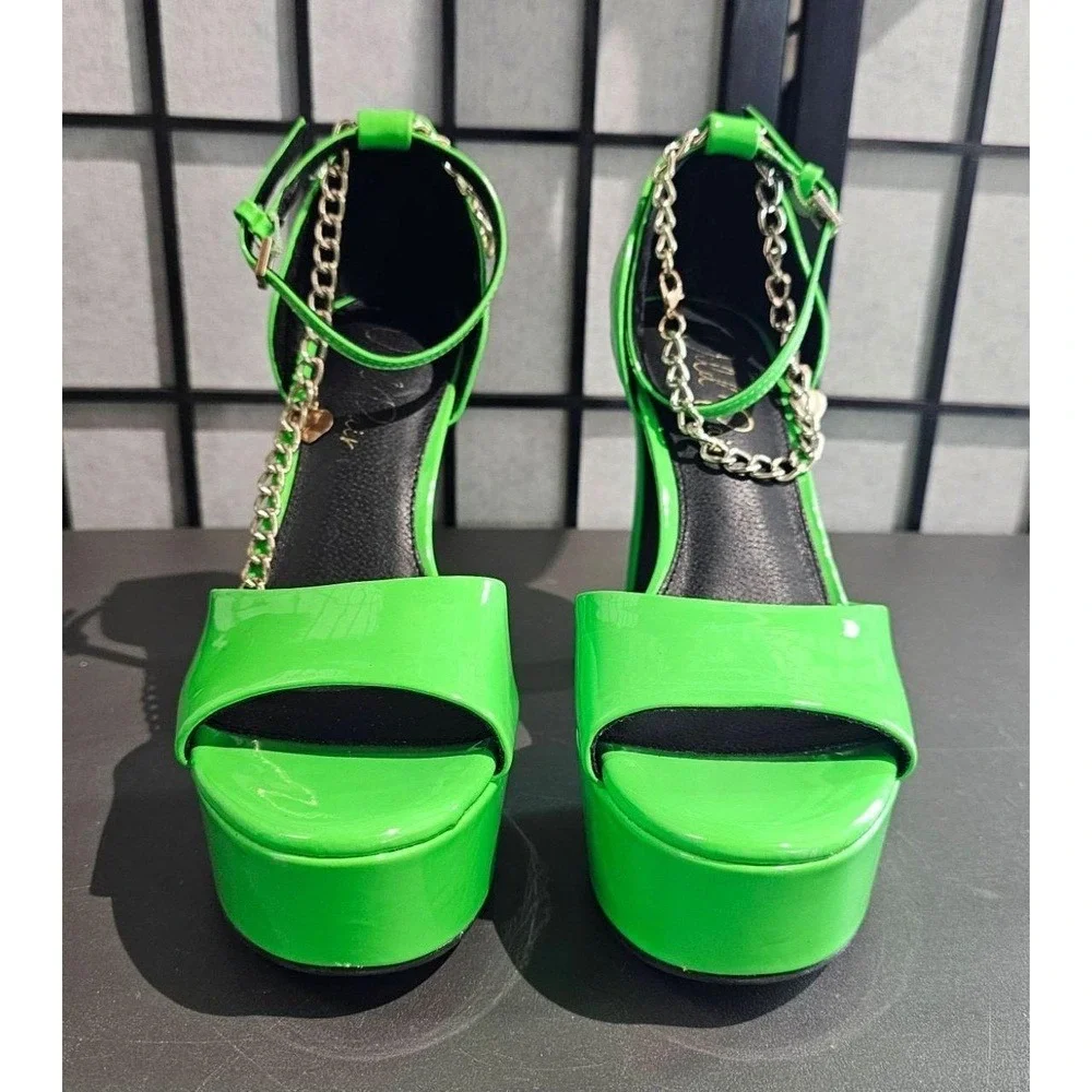WILD PAIR Ankle Strap Heels Womens Size‎ 7.5 Bright Green Platform Chain Edgy
